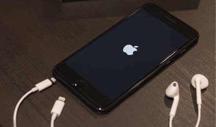 苹果追加iPhone7的订单意味iPhone8销售不佳？