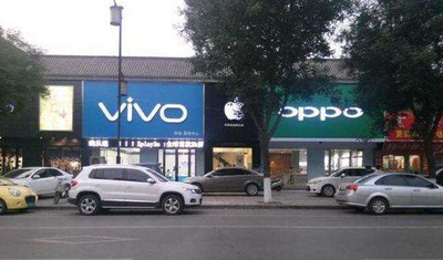 小米不如OPPO？雷军亲自到OPPO实体店取经！