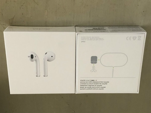 AirPods