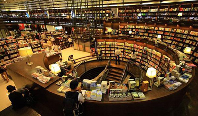 疫情影响企业寻出路,北京书店入驻外卖平台